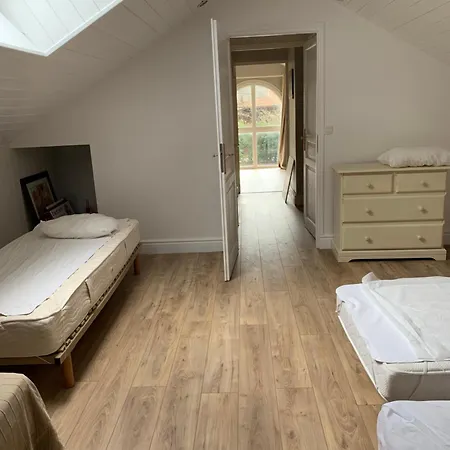 Maison Bleue فيلة بيسكاروس