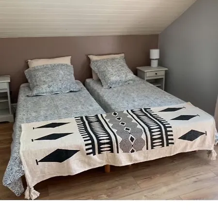 فيلة Maison Bleue