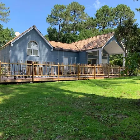 Maison Bleue Вилла Бискаррос